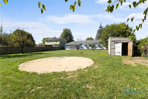 Tiny photo for 5434 Lewis Avenue, Toledo, OH 43612 (MLS # 6136602)