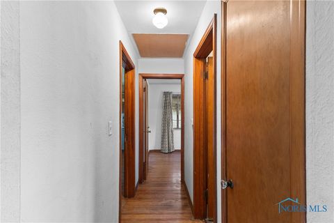 Tiny photo for 5434 Lewis Avenue, Toledo, OH 43612 (MLS # 6136602)