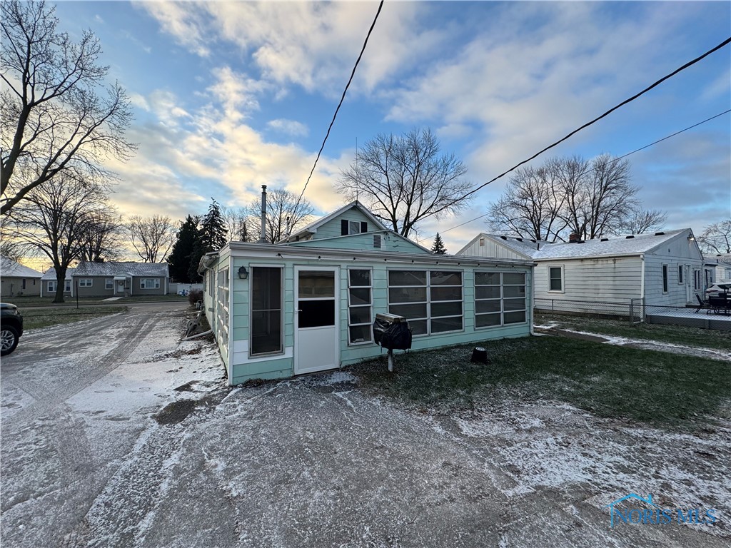 213 E Indiana Avenue, Maumee, Ohio image 9