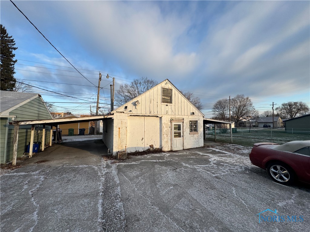 213 E Indiana Avenue, Maumee, Ohio image 7