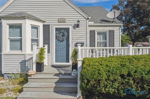 Tiny photo for 1046 Olson Street, Toledo, OH 43612 (MLS # 6136785)