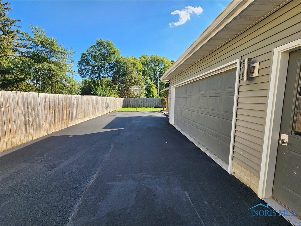 437 W Wyandot Avenue, Upper Sandusky, Ohio image 4