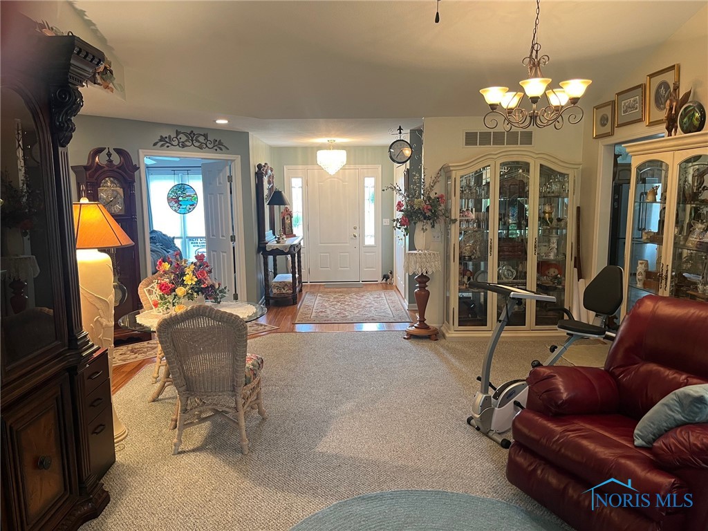 10262 Rue Du Lac Rd, Whitehouse, Ohio image 6
