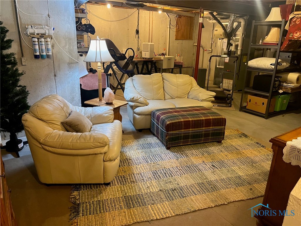 10262 Rue Du Lac Rd, Whitehouse, Ohio image 19