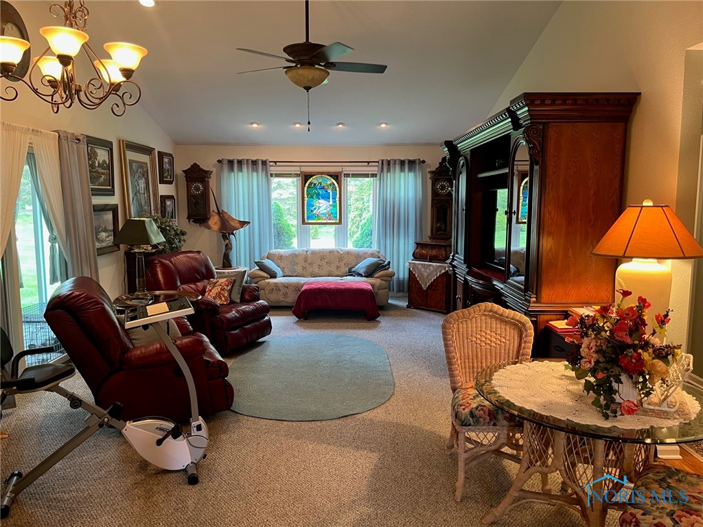 10262 Rue Du Lac Rd, Whitehouse, Ohio image 5