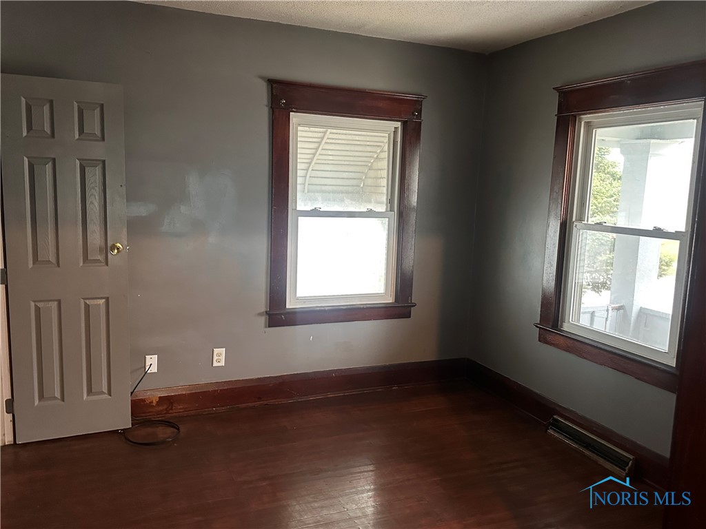 1054 Hamilton Street, Toledo, Ohio image 5