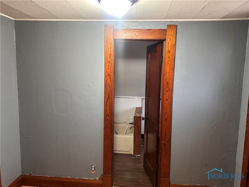 1054 Hamilton Street, Toledo, Ohio image 12