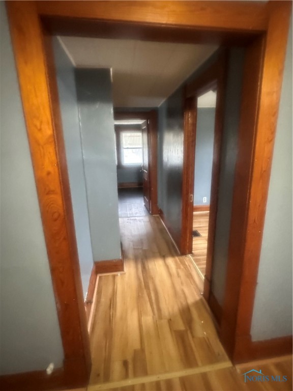 1054 Hamilton Street, Toledo, Ohio image 11