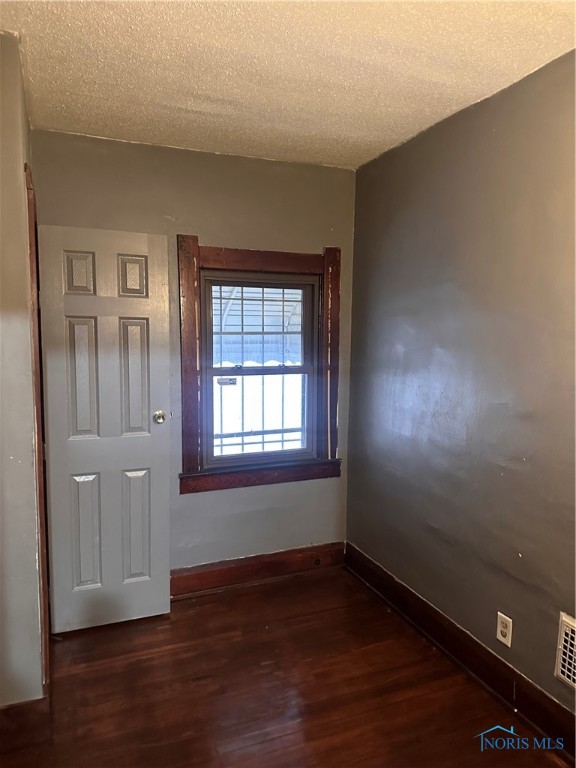 1054 Hamilton Street, Toledo, Ohio image 10