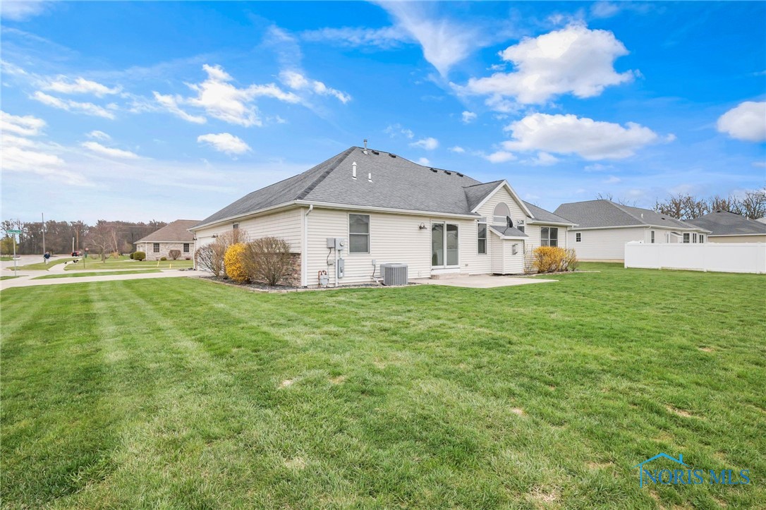 904 Alberta Circle, Bowling Green, Ohio image 37