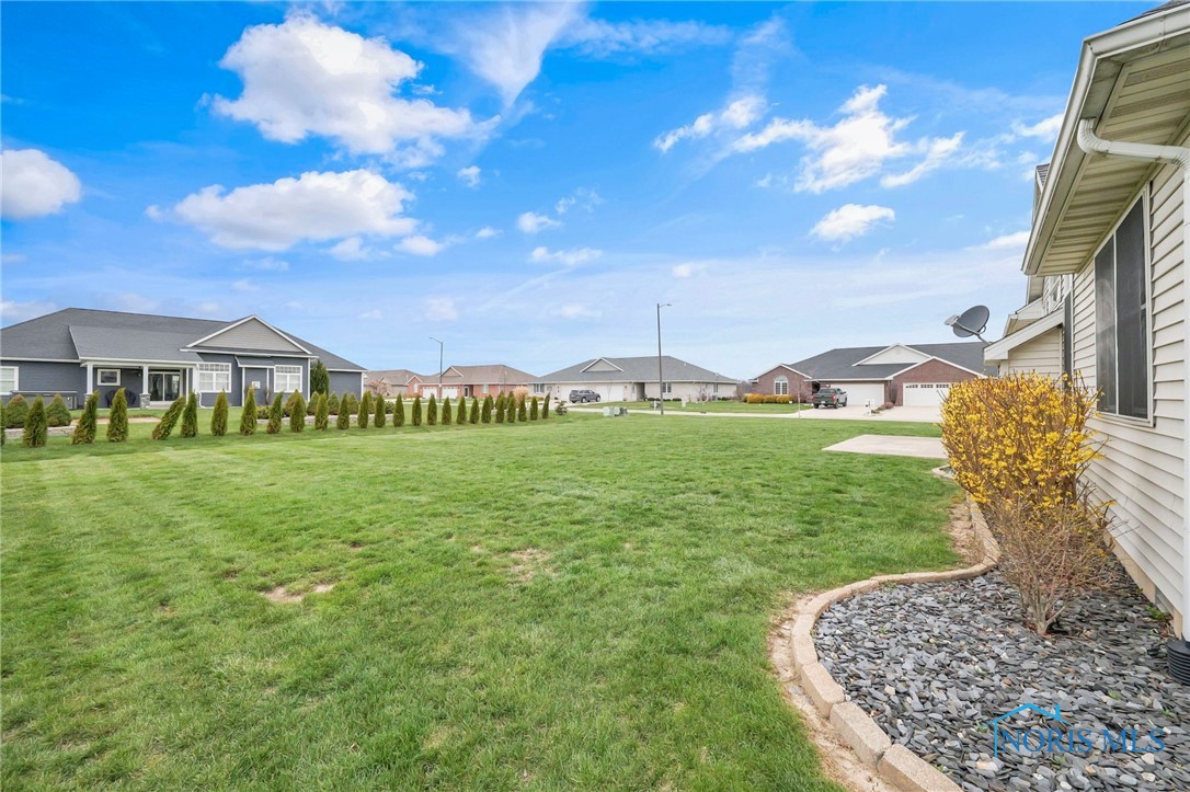 904 Alberta Circle, Bowling Green, Ohio image 35