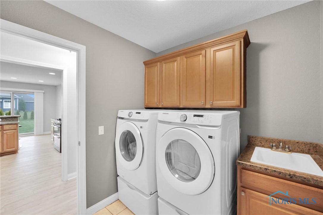 904 Alberta Circle, Bowling Green, Ohio image 33