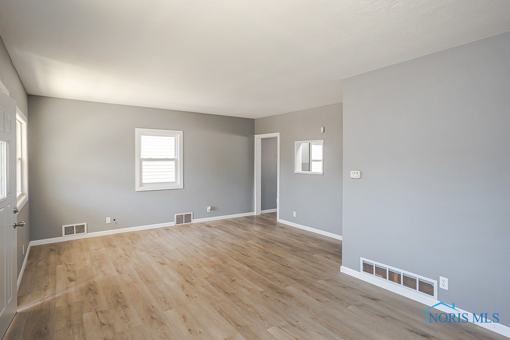 345 E Pearl Street, Toledo, Ohio image 8
