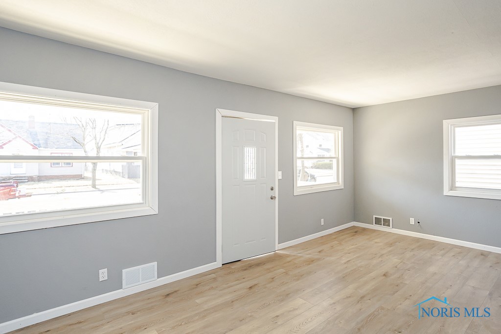 345 E Pearl Street, Toledo, Ohio image 7