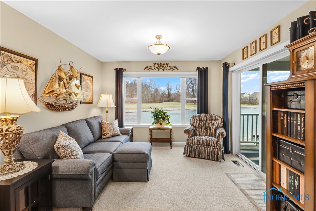817 Meadowland Trail, Toledo, Ohio image 20