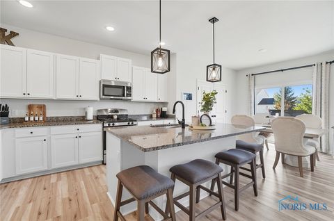 Tiny photo for 1723 Wexford Drive, Bowling Green, OH 43402 (MLS # 6136516)