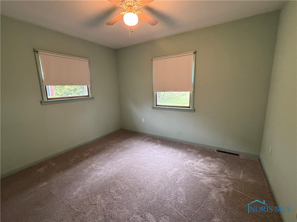 611 Marilyn Drive, Rossford, Ohio image 19