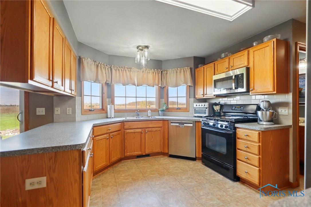 21899 Anderson Road, Bowling Green, Ohio image 11