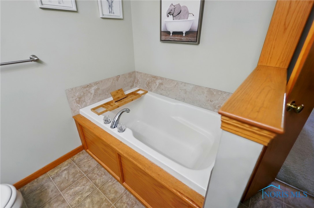 21899 Anderson Road, Bowling Green, Ohio image 31