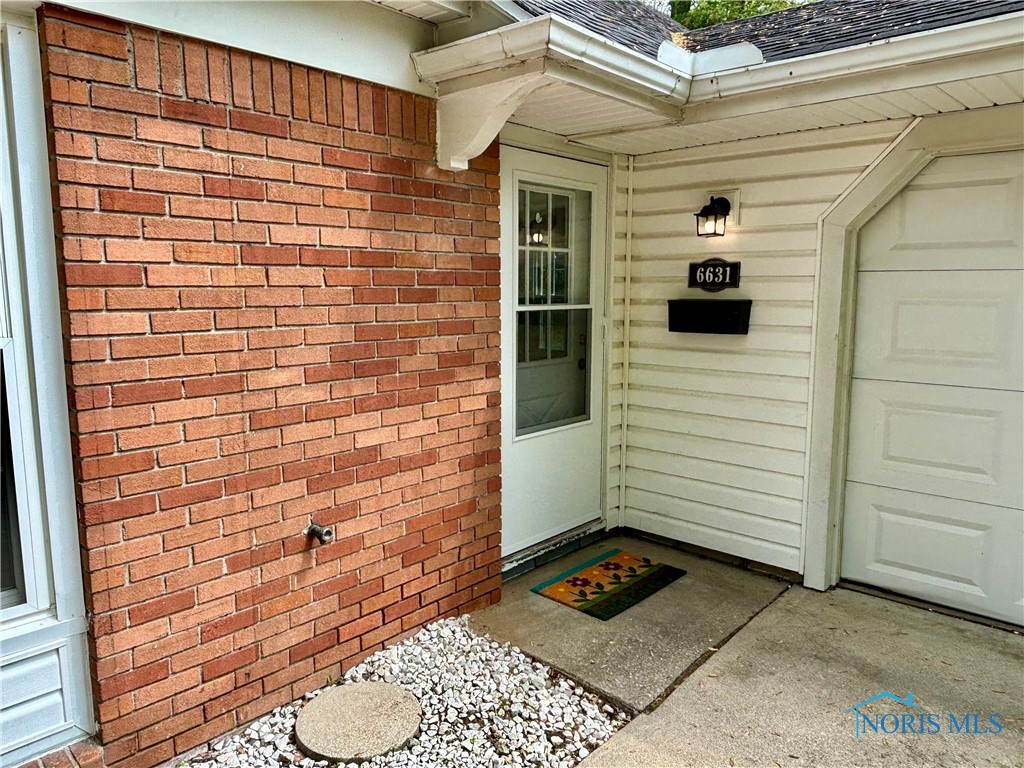 6631 Coppersmith Road, Sylvania, Ohio image 2