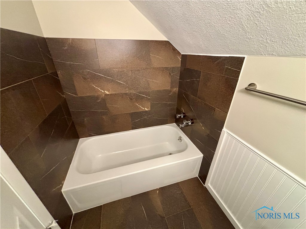 6631 Coppersmith Road, Sylvania, Ohio image 24