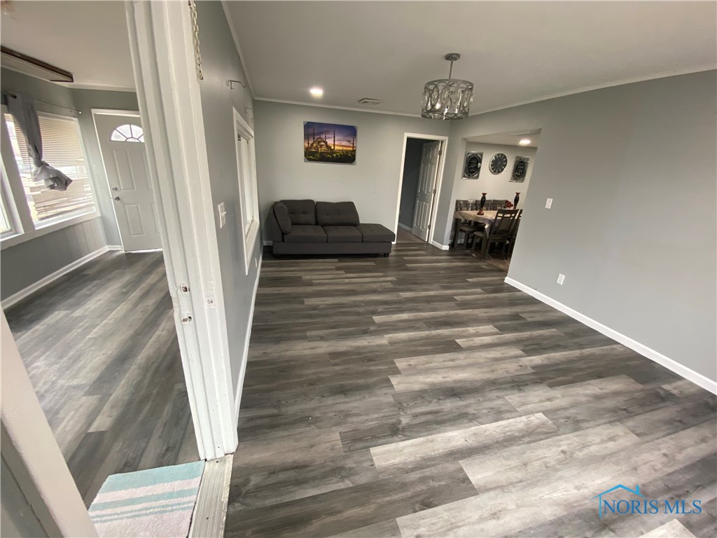 3220 Moffat Road, Toledo, Ohio image 3