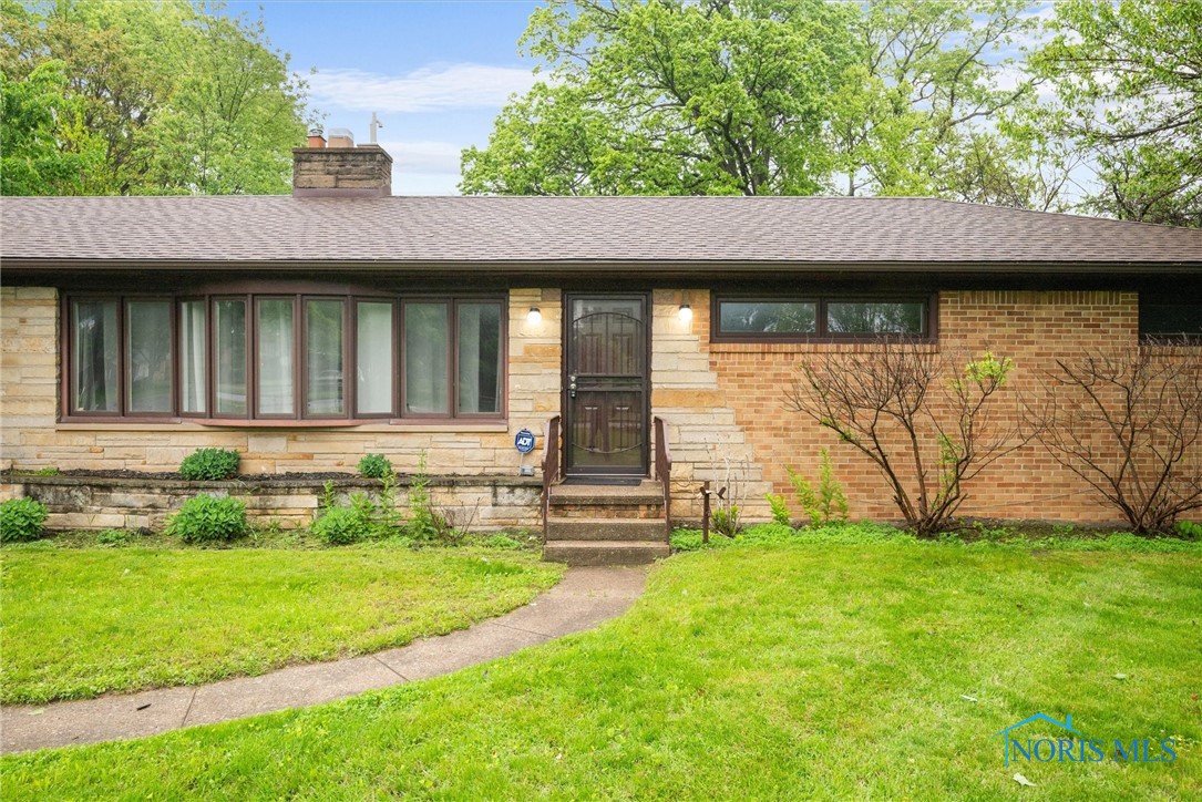 4550 W Sylvania Avenue, Toledo, Ohio image 3