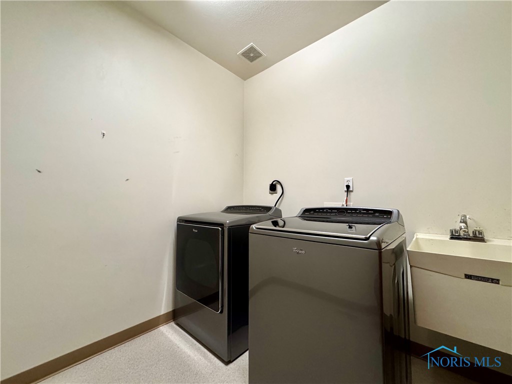 304 Sports Court, Defiance, Ohio image 21