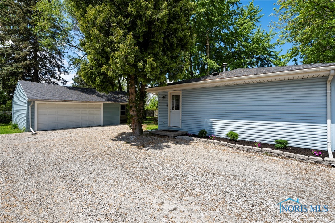 1807 Ambleside Road, Oregon, Ohio image 4
