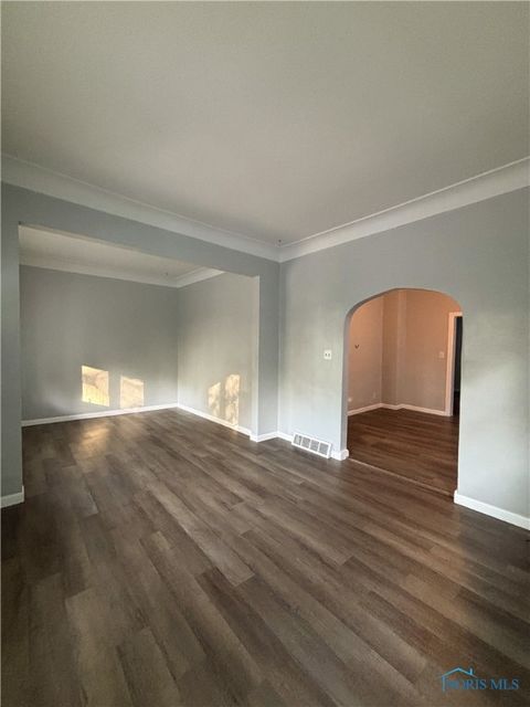 Tiny photo for 1754 Finch Street, Toledo, OH 43609 (MLS # 6136599)