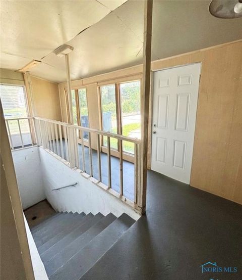 Tiny photo for 1754 Finch Street, Toledo, OH 43609 (MLS # 6136599)