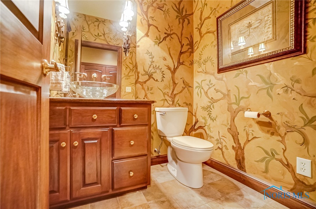 6535 Silver Lake Drive, Findlay, Ohio image 22