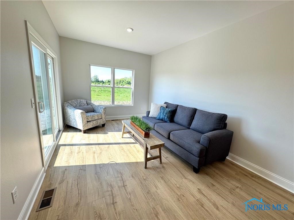 5042 Noah Lane, Oregon, Ohio image 7