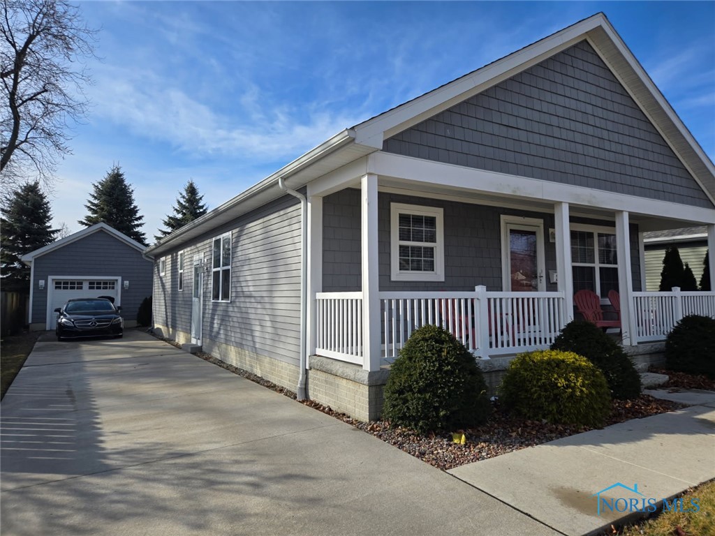 3857 Quinton Avenue, Toledo, Ohio image 1
