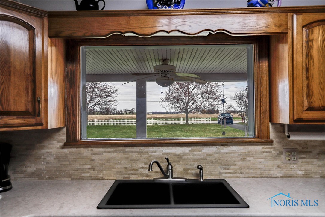14235 S River Road, Grand Rapids, Ohio image 18