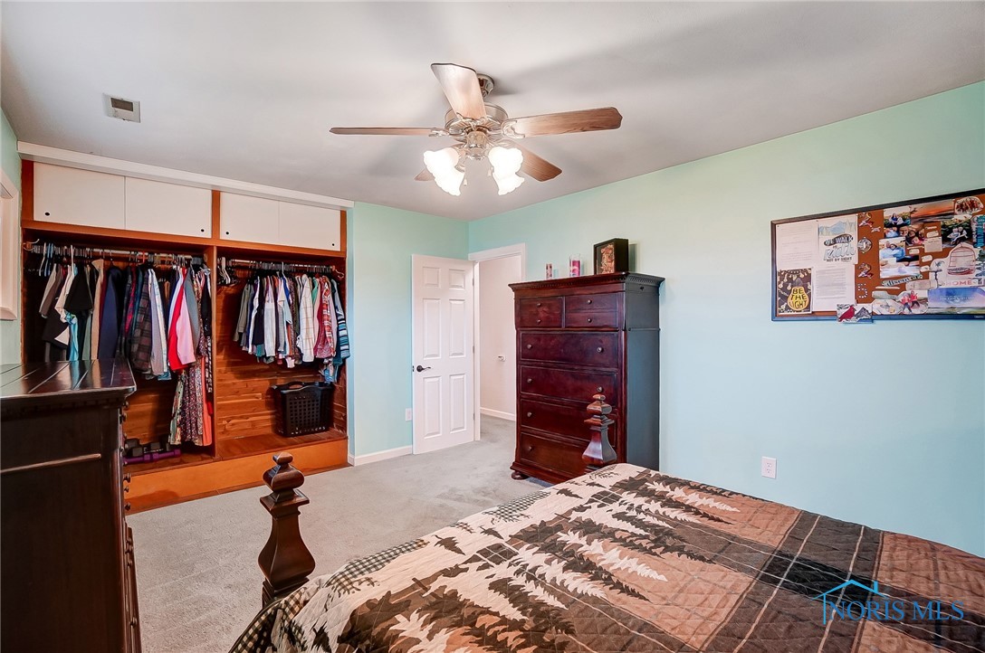4211 Curtice Road, Northwood, Ohio image 32