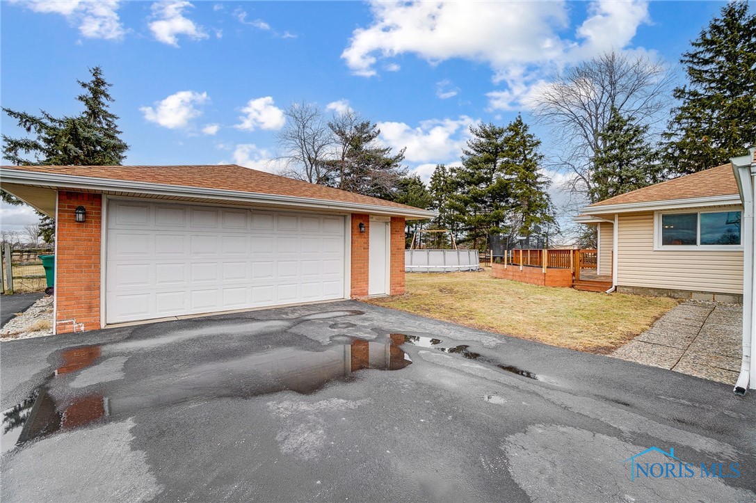 4211 Curtice Road, Northwood, Ohio image 50