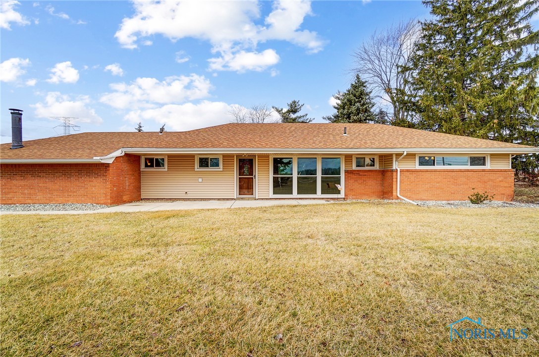 4211 Curtice Road, Northwood, Ohio image 2