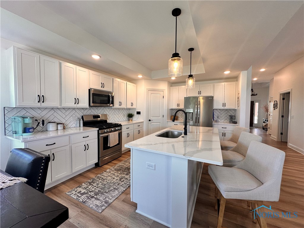 1403 Roberts Circle