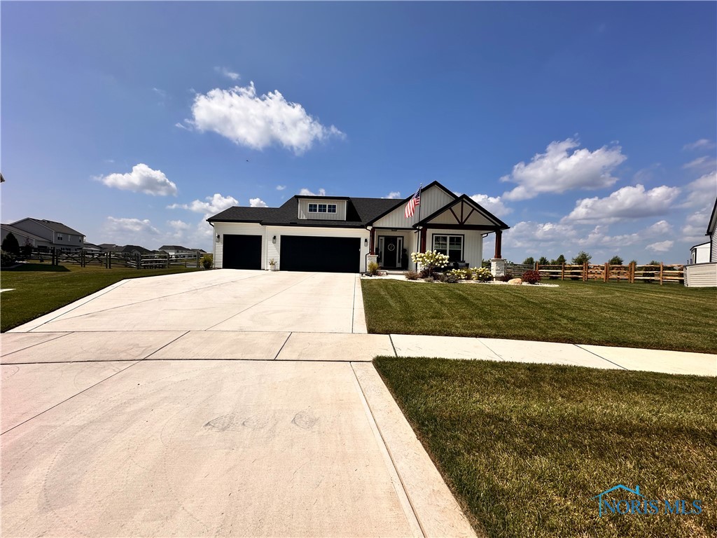 1403 Roberts Circle
