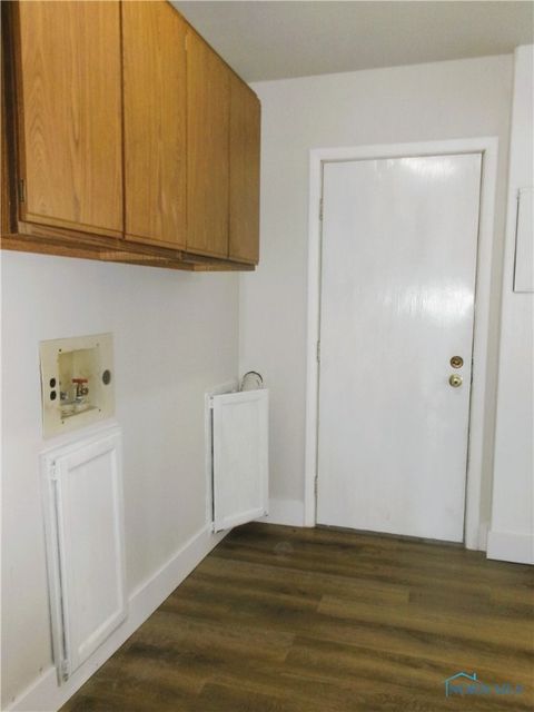 Tiny photo for 209 W Broadway Street, Leipsic, OH 45856 (MLS # 6135984)