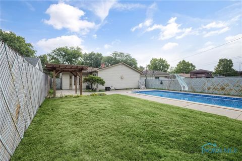 Tiny photo for 5131 Oakridge Drive, Toledo, OH 43623 (MLS # 6136328)