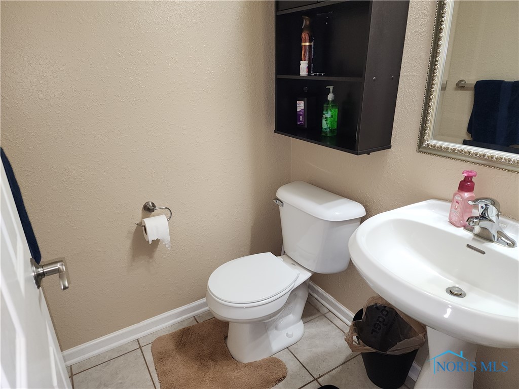 307 Beatty Drive, Holland, Ohio image 16