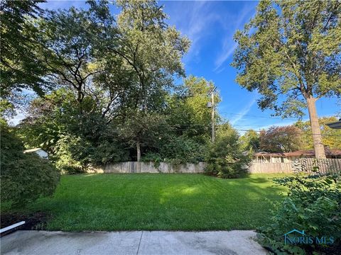 Tiny photo for 2823 Wicklow Road, Toledo, OH 43606 (MLS # 6136654)