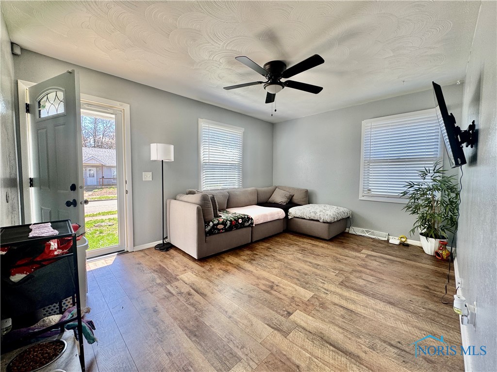 1912 Fairfax Road, Toledo, Ohio image 4