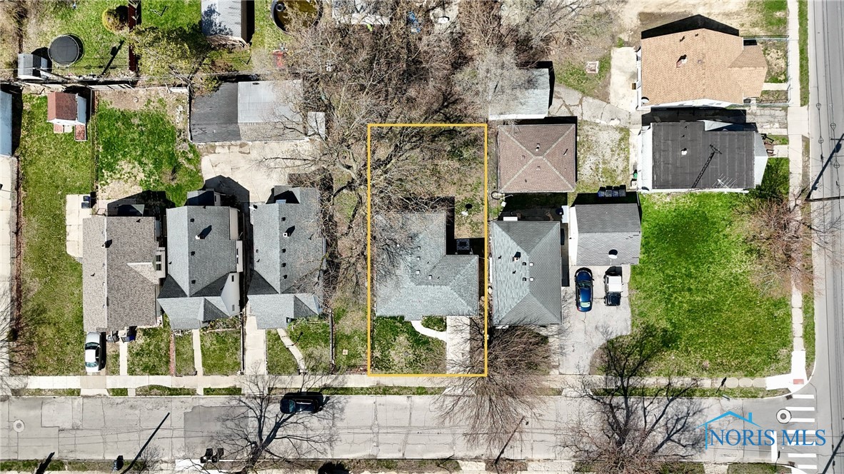 1912 Fairfax Road, Toledo, Ohio image 3