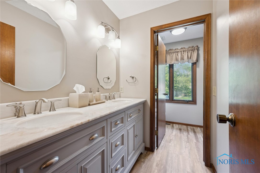 4426 Candlewood Lane, Sylvania, Ohio image 23