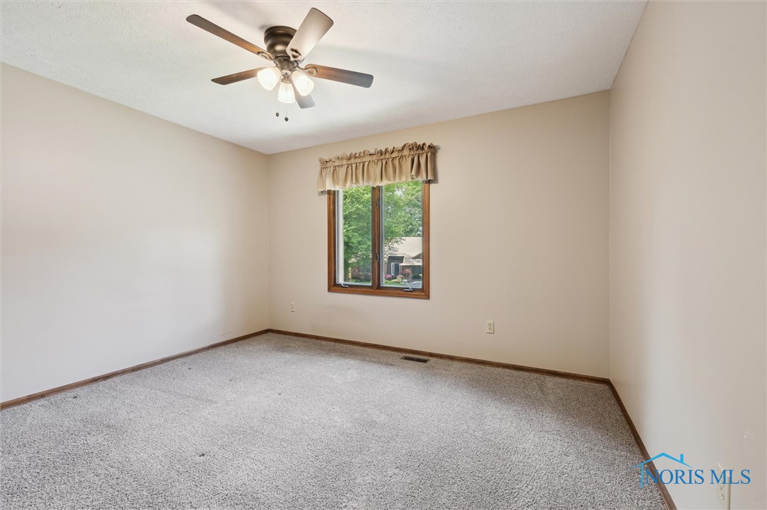 4426 Candlewood Lane, Sylvania, Ohio image 27