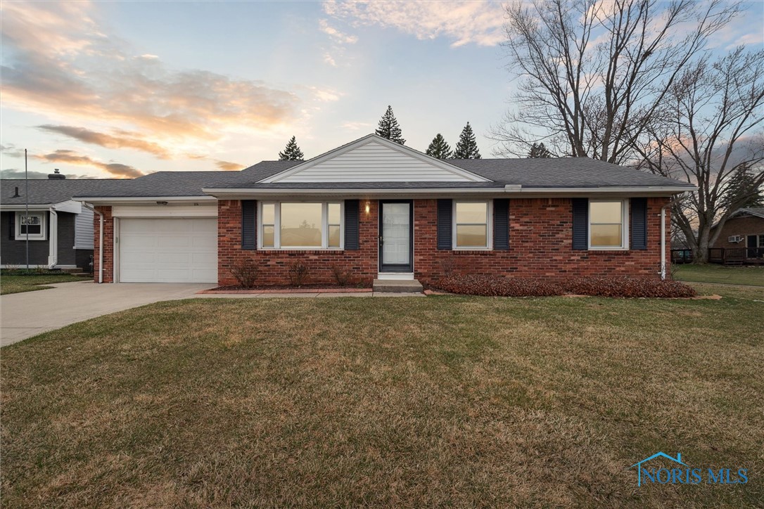 116 Rossway Avenue, Rossford, Ohio image 1