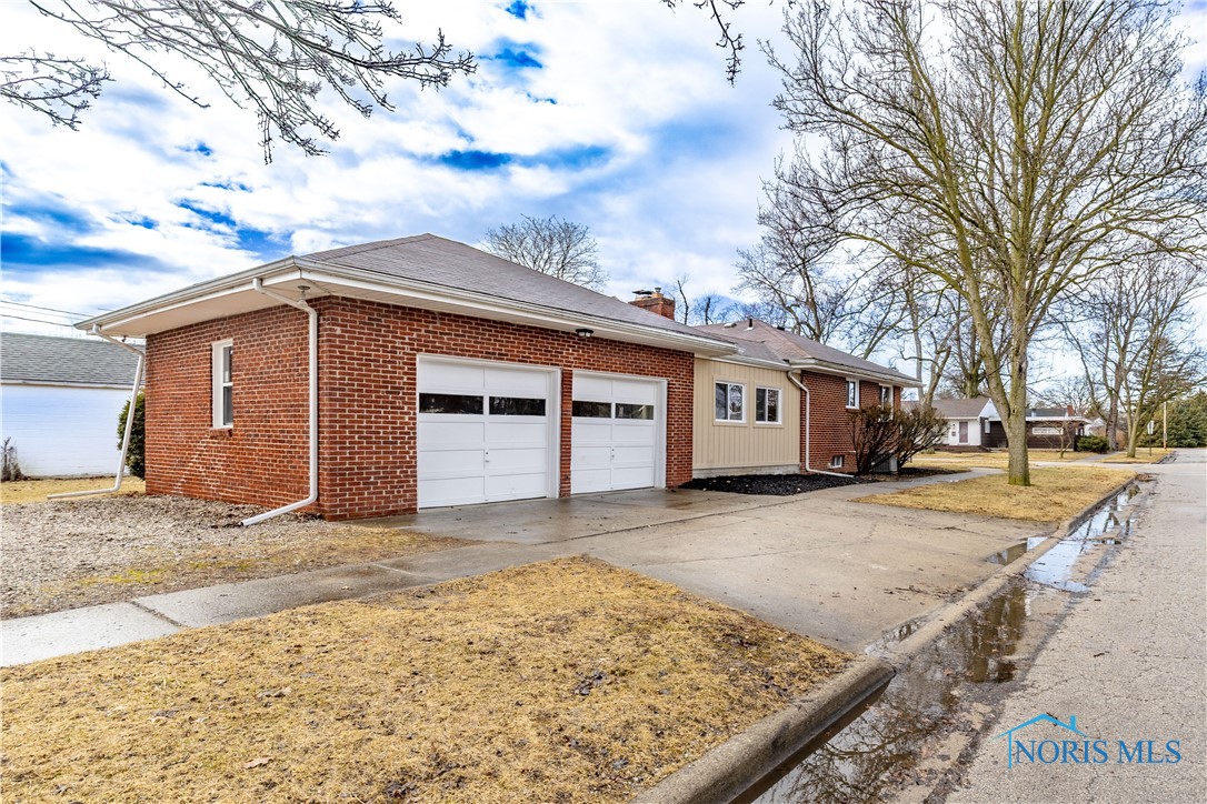 1174 Elco Avenue, Maumee, Ohio image 35